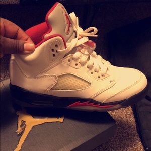 Kids/women Jordan sneakers